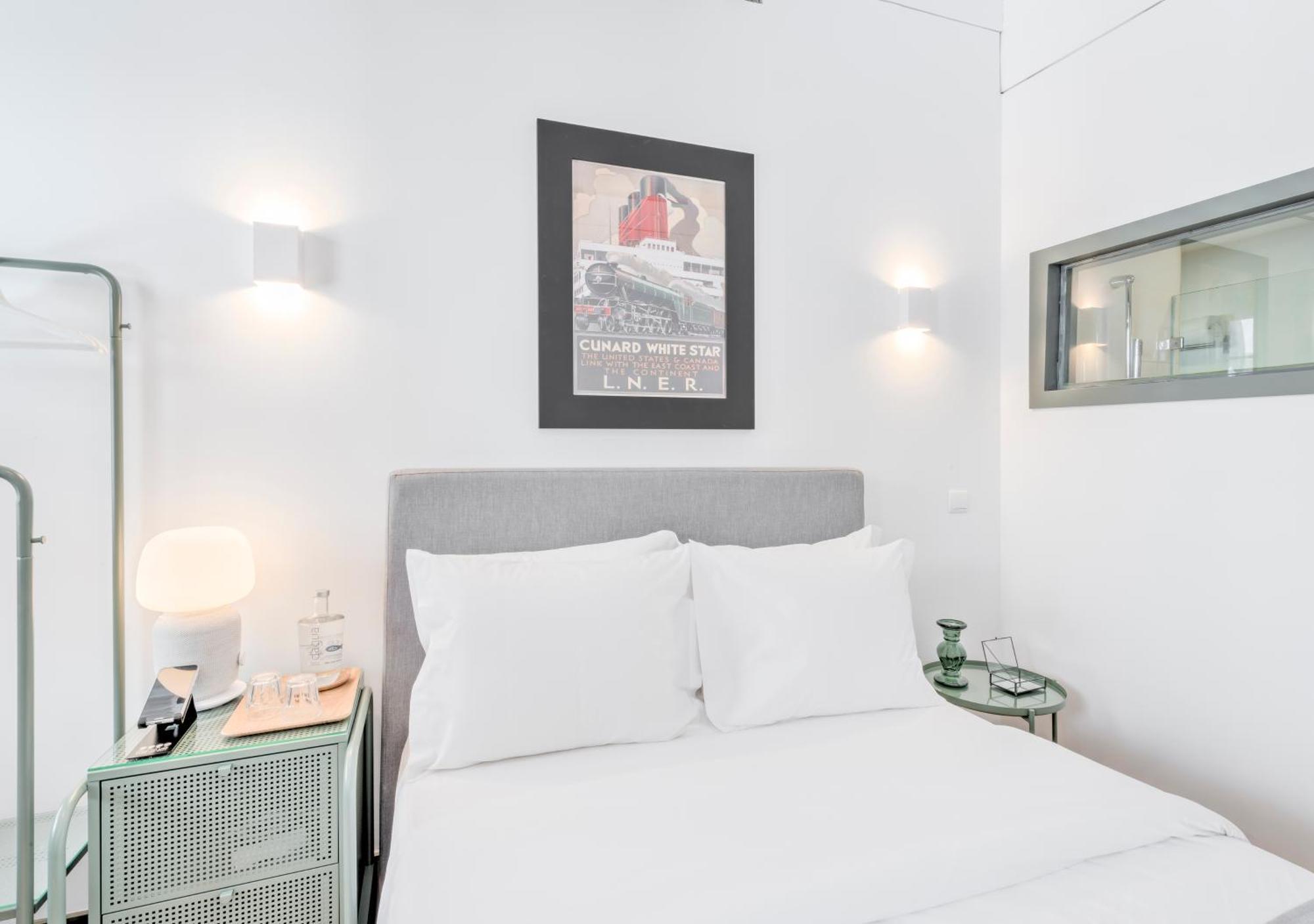 Oporto Street Fonte Taurina - Riverfront Suites (Adults Only) Oda fotoğraf