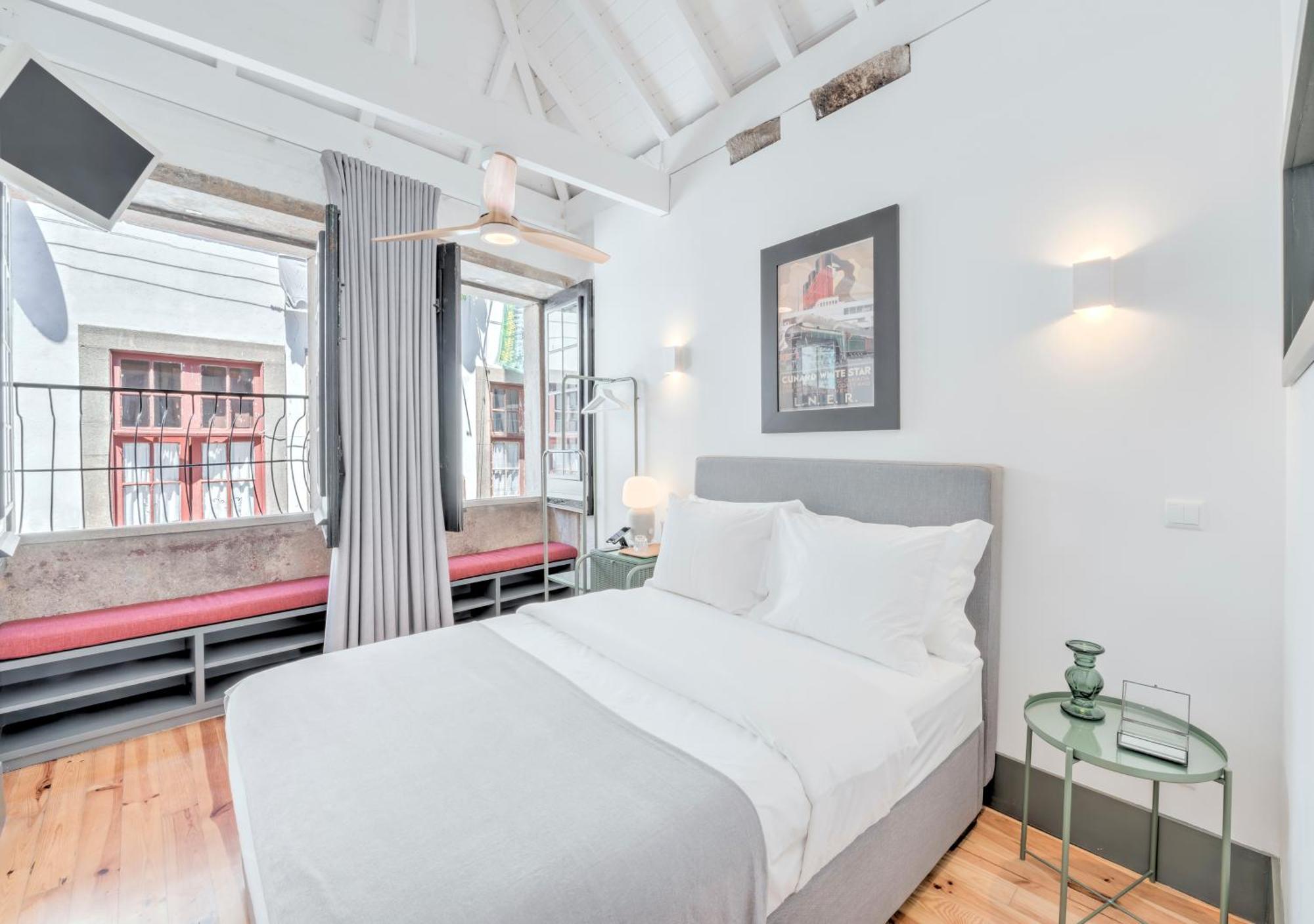 Oporto Street Fonte Taurina - Riverfront Suites (Adults Only) Oda fotoğraf