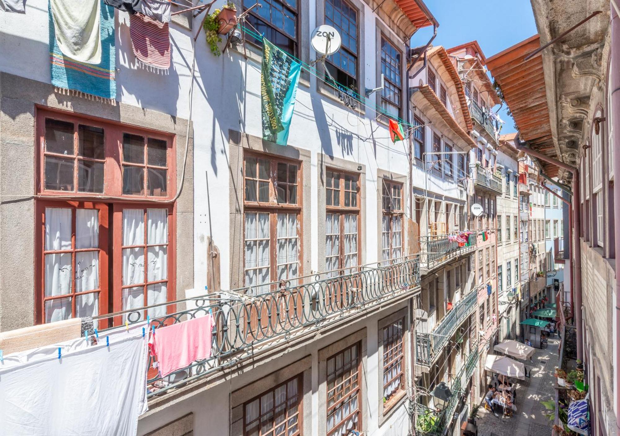 Oporto Street Fonte Taurina - Riverfront Suites (Adults Only) Oda fotoğraf