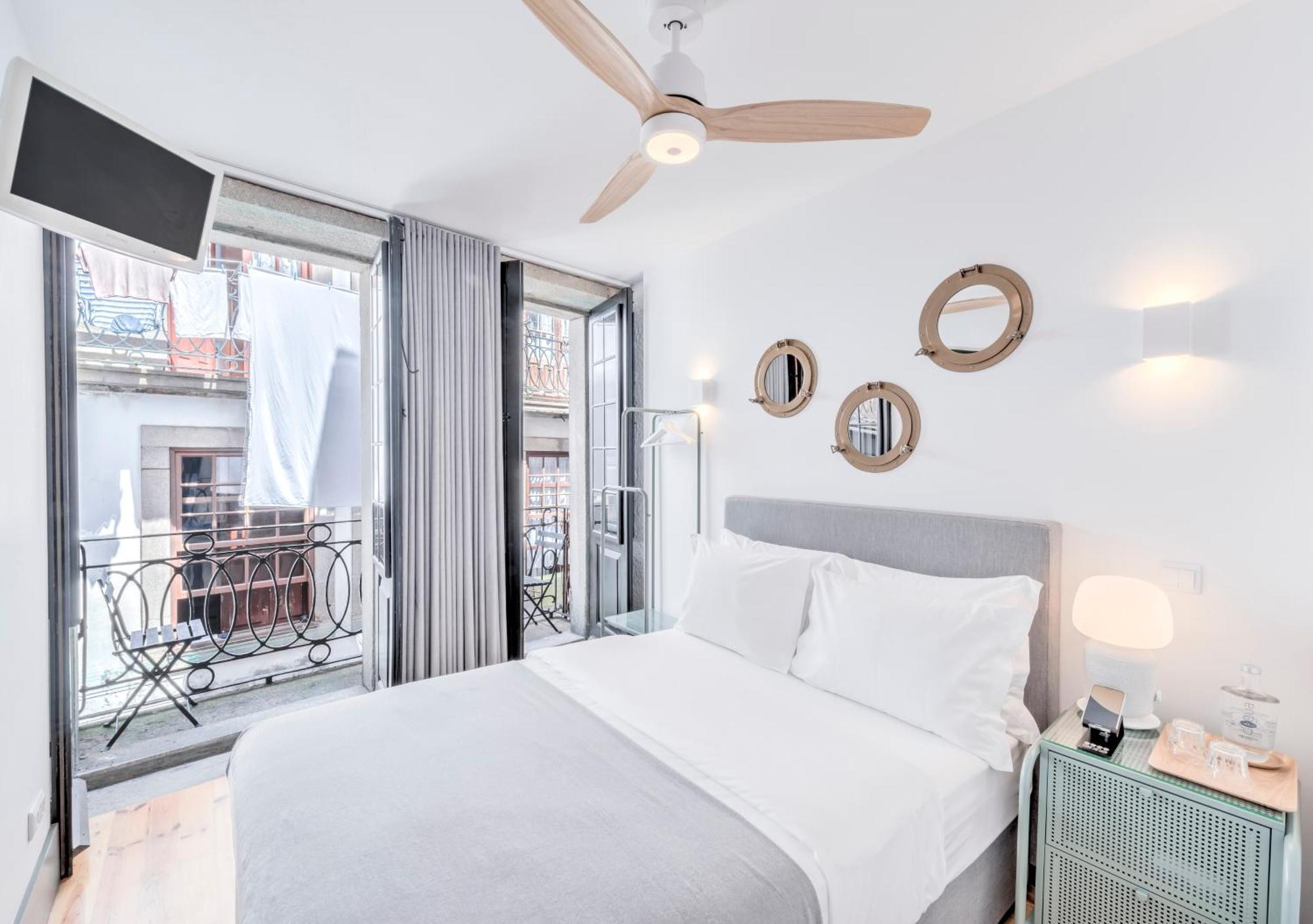 Oporto Street Fonte Taurina - Riverfront Suites (Adults Only) Oda fotoğraf