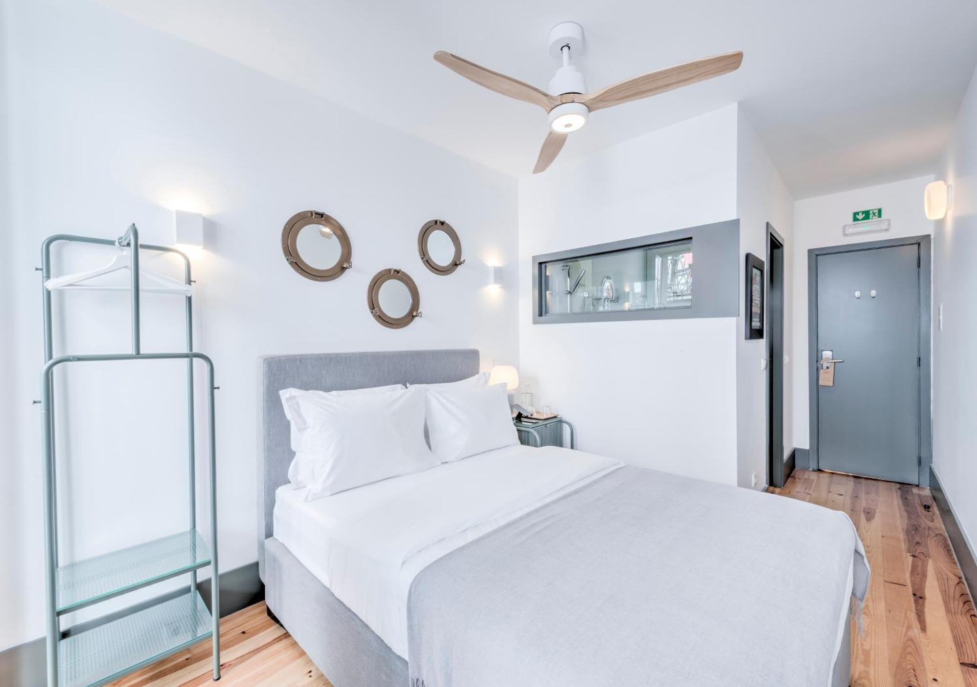 Oporto Street Fonte Taurina - Riverfront Suites (Adults Only) Oda fotoğraf