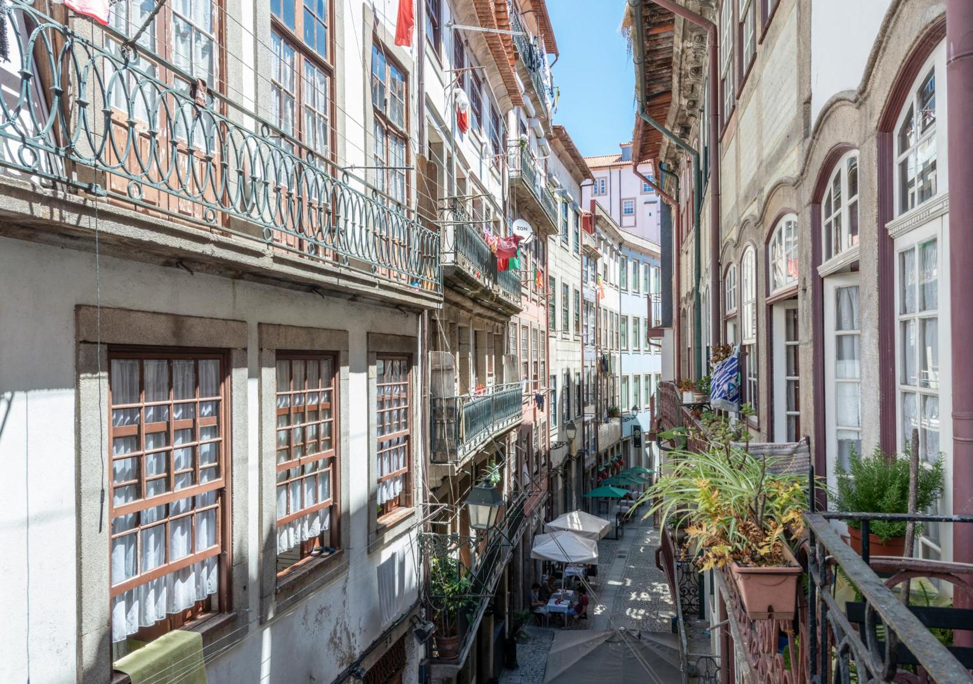 Oporto Street Fonte Taurina - Riverfront Suites (Adults Only) Oda fotoğraf